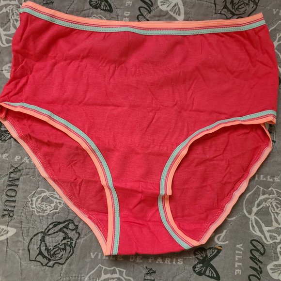 Wonder Nation Girl’s Briefs Set of 3 - Picture 2 of 7